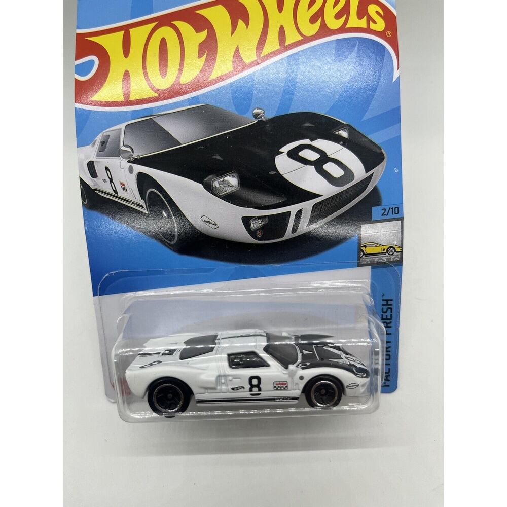 2024 Hot Wheels A Case Mainline Ford GT40 Hot Wheels Factory Fresh US CARD - Picture 2 of 5